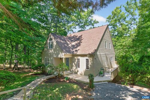 255 Homestead Ln, CHARLOTTESVILLE, VA, 22902-7219 | Card Image