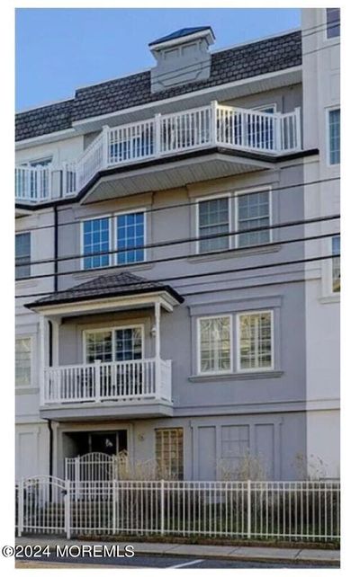 2 - 15 Sumner Avenue, Condo with 3 bedrooms, 2 bathrooms and 2 parking in Seaside Heights NJ | Image 1