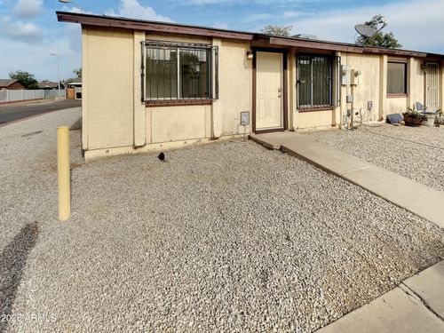 36-3646 N 69th Ave, Phoenix, AZ, 85033-4412 | Card Image