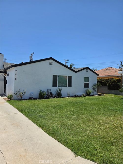 7312 Walnut Ave, Paramount, CA, 90723-7161 | Card Image