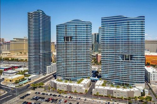 unit-304-4525 Dean Martin Dr, Las Vegas, NV, 89103-8103 | Card Image