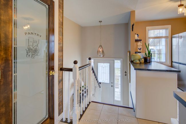 480 Country Club Dr, House attached with 2 bedrooms, 2 bathrooms and 2 parking in Bath ON | Image 7