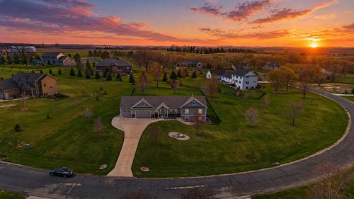 3940 Creek View Ln Sw, Rochester, MN, 55902-5003 | Card Image