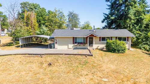 651 Jorgensen Rd, Onalaska, WA, 98570-9415 | Card Image