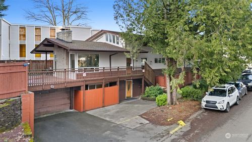 2715 Ne 115th Street, Seattle, WA, 98125 | Card Image