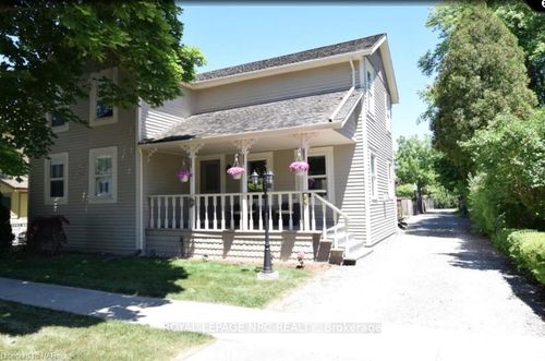 front-79 Johnson St, Niagara on the Lake, ON, L0S1J0 | Card Image