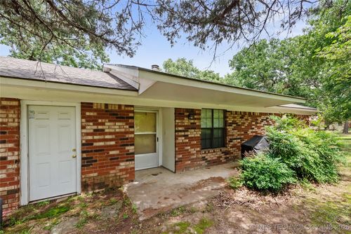 70118 S 335 Pl, Wagoner, OK, 74467-8615 | Card Image