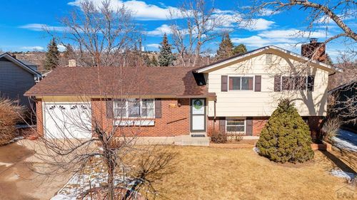 914 Hoorne Ave, Colorado Springs, CO, 80907-3934 | Card Image