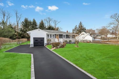 46 Ellen Pl, Kings Park, NY, 11754-3606 | Card Image