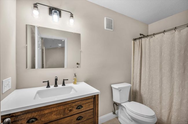 APT-5 - 16 Vernon Ave, Condo with 2 bedrooms, 3 bathrooms and 2 parking in Vernon CT | Image 9