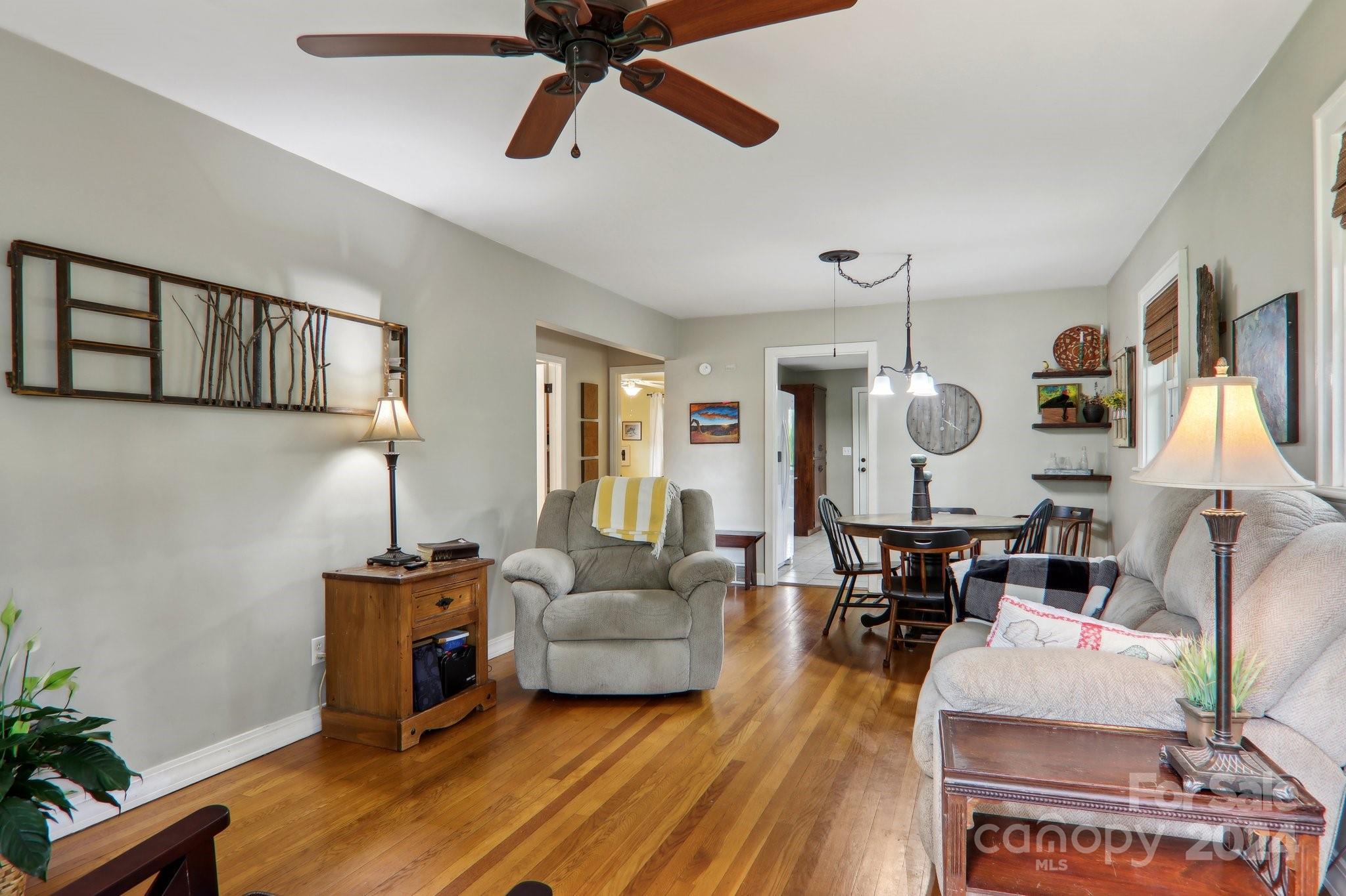 Main St, Canton, NC 28716