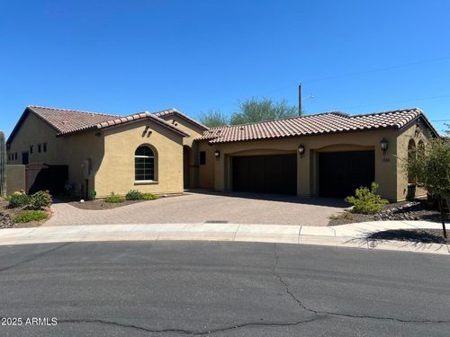 1526 E Hazel Dr, Phoenix, AZ, 85042-8406 | Card Image