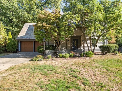 1312 Lennox Ave Ne, Massillon, OH, 44646-4148 | Card Image