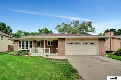 5232 S Dove Pl, Lincoln, NE, 68516-1670 | Card Image