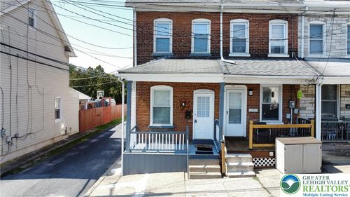 521 Reynolds St, EASTON, PA, 18042-6474 | Card Image