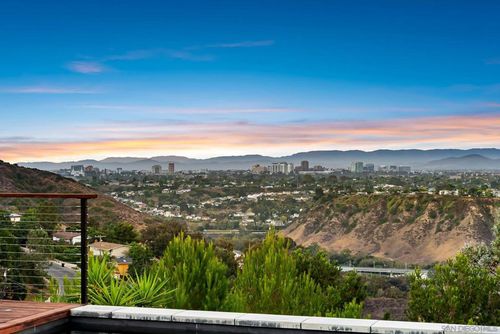 5745 Soledad Mountain Rd, La Jolla, CA, 92037-7258 | Card Image