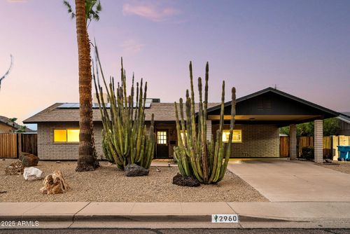 2960 E Larkspur Dr, Phoenix, AZ, 85032-7152 | Card Image