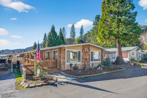 spc-28-39737 Road 274, Bass Lake, CA, 93604-9745 | Card Image