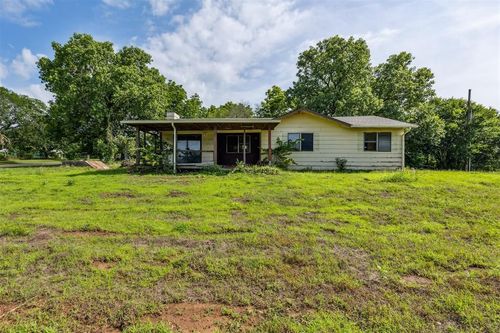 218 S 3rd St, Kendrick, OK, 74079-8057 | Card Image