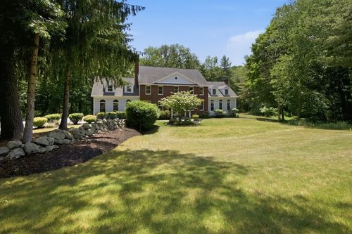 3 Windsor Dr, Foxboro, MA, 02035-2224 | Card Image