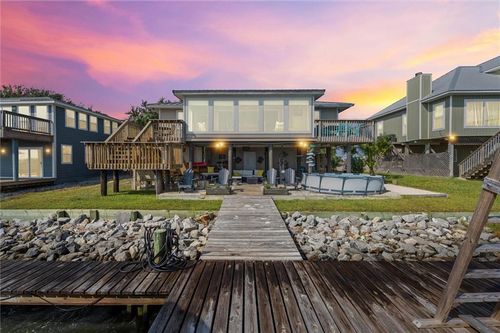 322 Pineda St, Dauphin Island, AL, 36528-4224 | Card Image