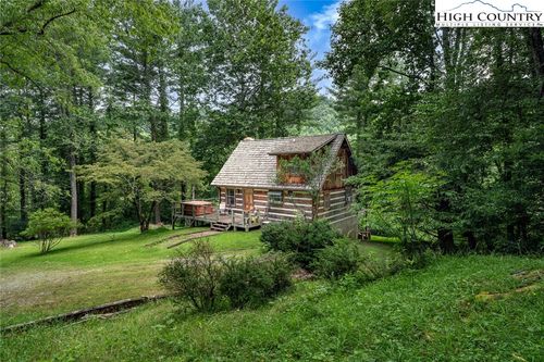 2647 Watauga River Rd, Sugar Grove, NC, 28679-9247 | Card Image