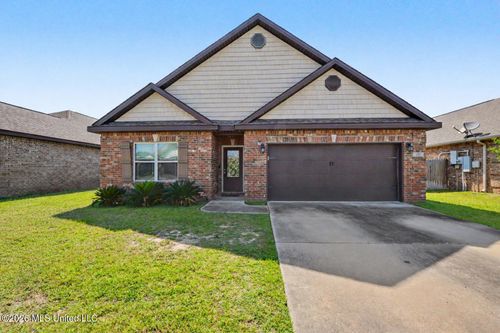 109 Clear Springs Circle, Ocean Springs, MS, 39564 | Card Image