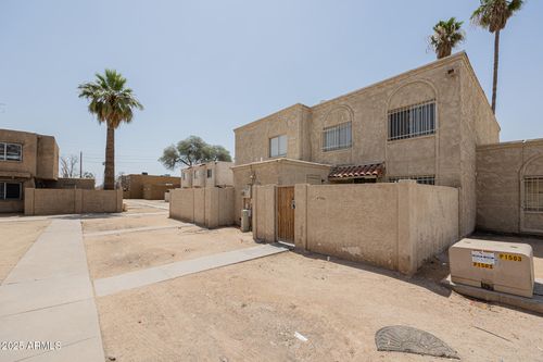 4506 E Pueblo Ave, Phoenix, AZ, 85040-9221 | Card Image