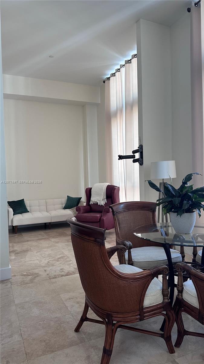 Residential Lease in Miami 4
