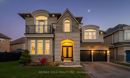 37 Scotchmere Cres, Brampton, ON, L6P3A6 | Card Image