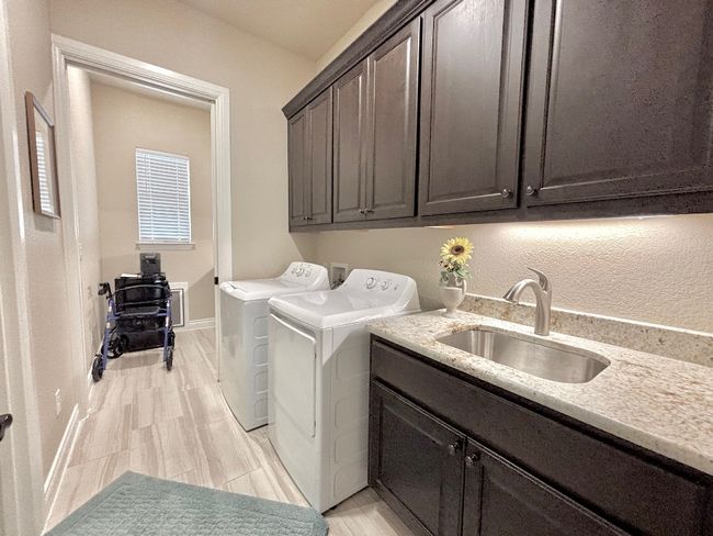Laundry Room with full size Sink. | Image 34