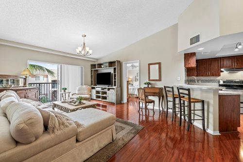 410-2005 Se 10th Ave, Fort Lauderdale, FL, 33316-4502 | Card Image