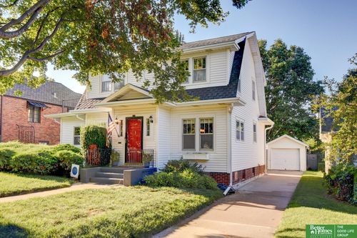4215 Poppleton Ave, Omaha, NE, 68105-1743 | Card Image
