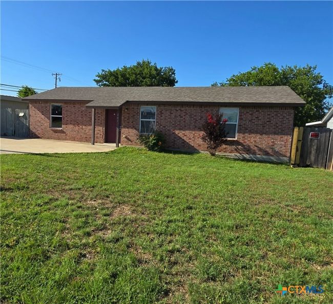 201 Clore Rd, House other with 3 bedrooms, 2 bathrooms and null parking in Harker Heights TX | Image 5