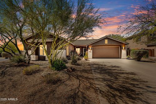 5537 E Dusty Wren Dr, Cave Creek, AZ, 85331-5590 | Card Image
