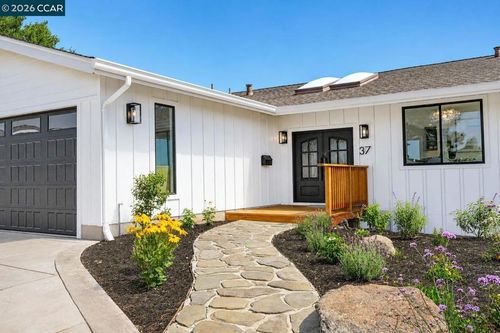 37 Corte Pinon, Moraga, CA, 94556-1623 | Card Image