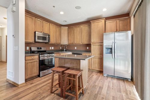 5729 75th Ln N, Brooklyn Park, MN, 55443-3466 | Card Image