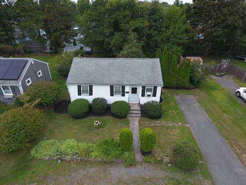 74 Bradley Ave, Brockton, MA, 02302-2462 | Card Image