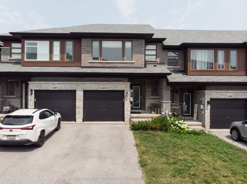 4883 Connor Dr, Beamsville, ON, L3J0S2 | Card Image
