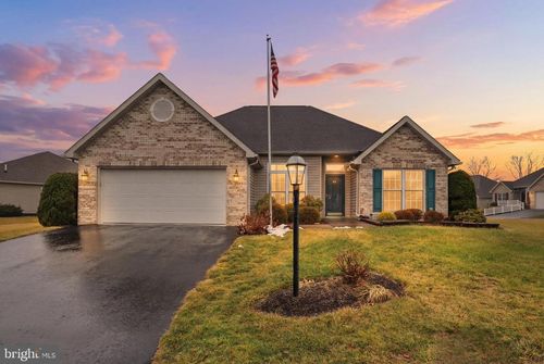 63 Longwood Dr, MECHANICSBURG, PA, 17050-7973 | Card Image