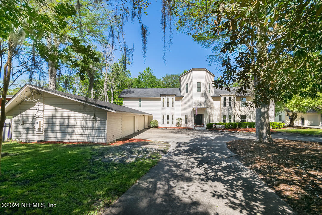 Woody Pl, Jacksonville, FL 32216