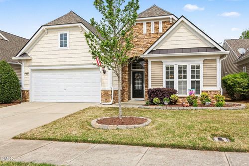 904 Peltier Dr, Cary, NC, 27519-6338 | Card Image