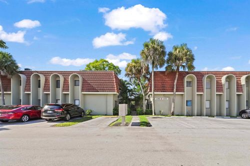 11392-11392 Royal Palm Blvd, Coral Springs, FL, 33065-6916 | Card Image