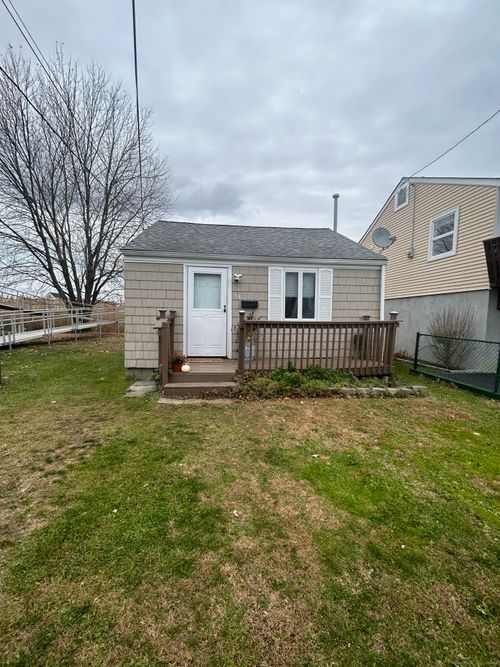 53 Cooper Ave, Milford, CT, 06460-6209 | Card Image