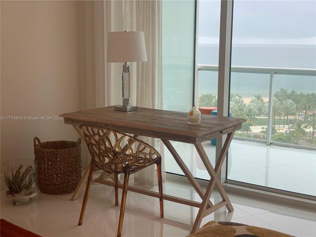 APT-1004 - 1 N Ocean Blvd, Condo with 2 bedrooms, 3 bathrooms and null parking in Pompano Beach FL | Image 18