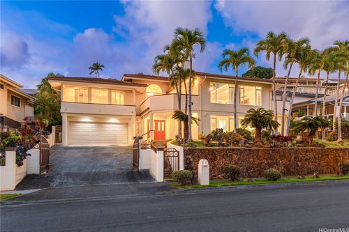 98-1024 Palula Way, Aiea, HI, 96701-2823 | Card Image