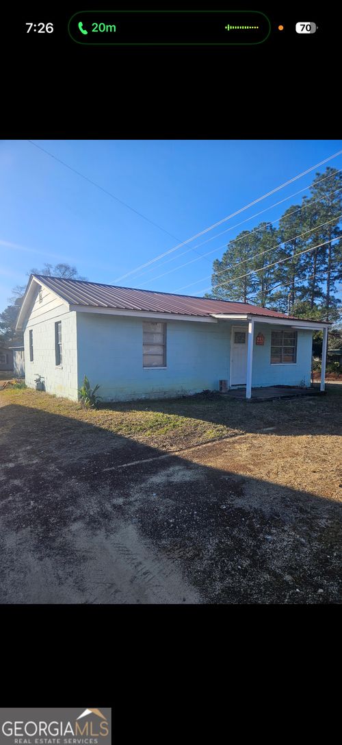 233 Martin Luther King Jr Dr, Ashburn, GA, 31714-5817 | Card Image