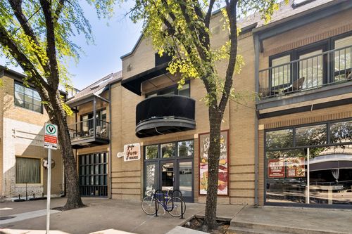 b-2802 Greenville Ave, Dallas, TX, 75206-6268 | Card Image