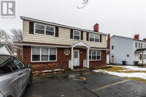 285 Elizabeth Ave, St. John's, NL, A1B1T8 | Card Image