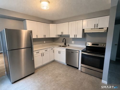 47-47 Terrace Gdns, Wallingford, CT, 06492-5146 | Card Image
